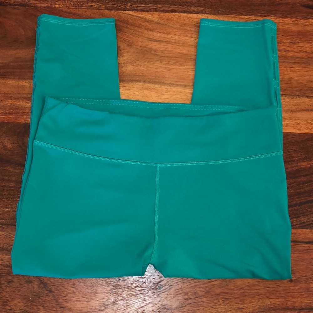 Mid rise size large fabletics legging